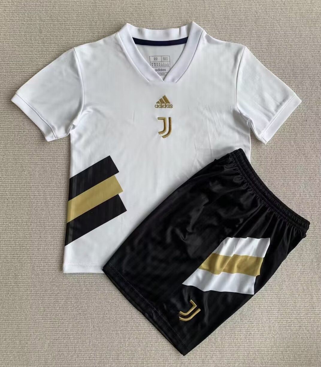 Kids-Juventus 23/24 Icon White Soccer Jersey